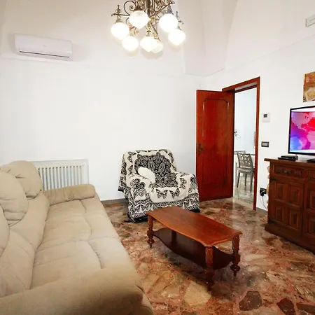 Casa Vacanze Low-cost 502 Apartamento Tricase